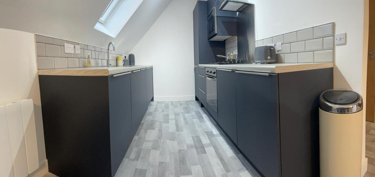 Lochside Loft - Self Catering Apartment For 2 In A Great Location For Inverness Airport And Both Cabot Highlands & Nairn Golf Courses Extérieur photo