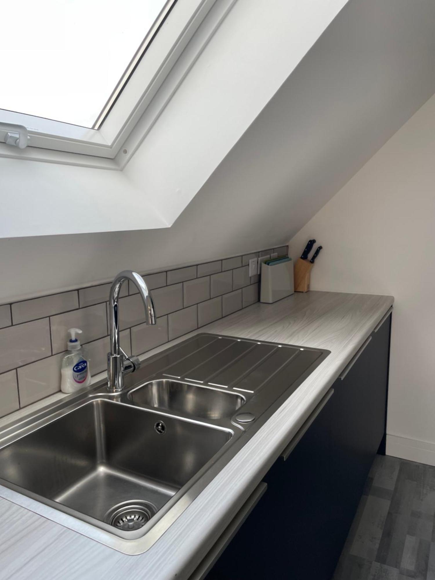 Lochside Loft - Self Catering Apartment For 2 In A Great Location For Inverness Airport And Both Cabot Highlands & Nairn Golf Courses Extérieur photo