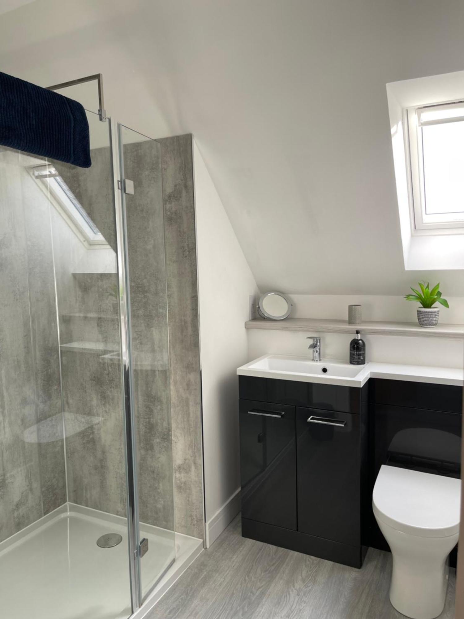 Lochside Loft - Self Catering Apartment For 2 In A Great Location For Inverness Airport And Both Cabot Highlands & Nairn Golf Courses Extérieur photo