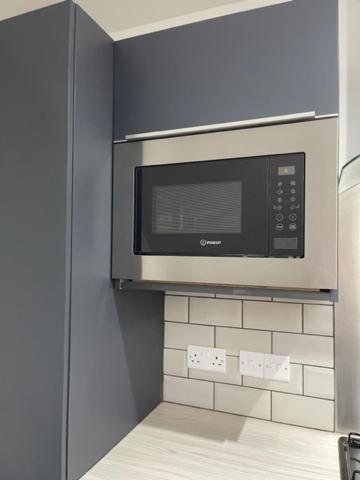 Lochside Loft - Self Catering Apartment For 2 In A Great Location For Inverness Airport And Both Cabot Highlands & Nairn Golf Courses Extérieur photo