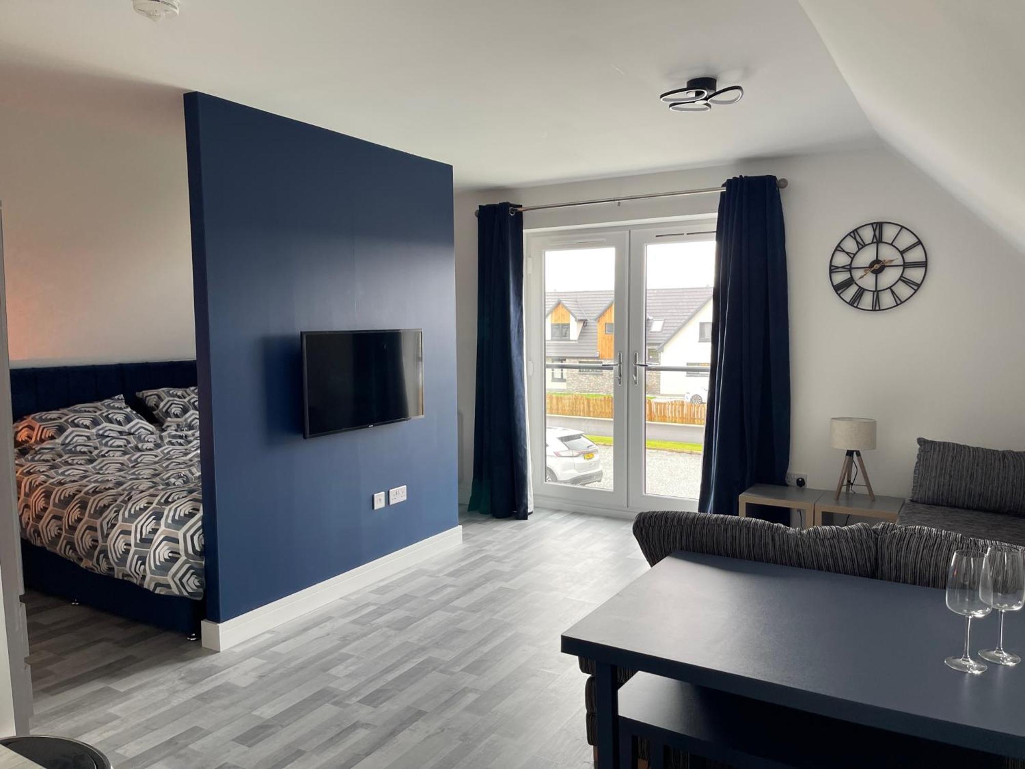 Lochside Loft - Self Catering Apartment For 2 In A Great Location For Inverness Airport And Both Cabot Highlands & Nairn Golf Courses Extérieur photo