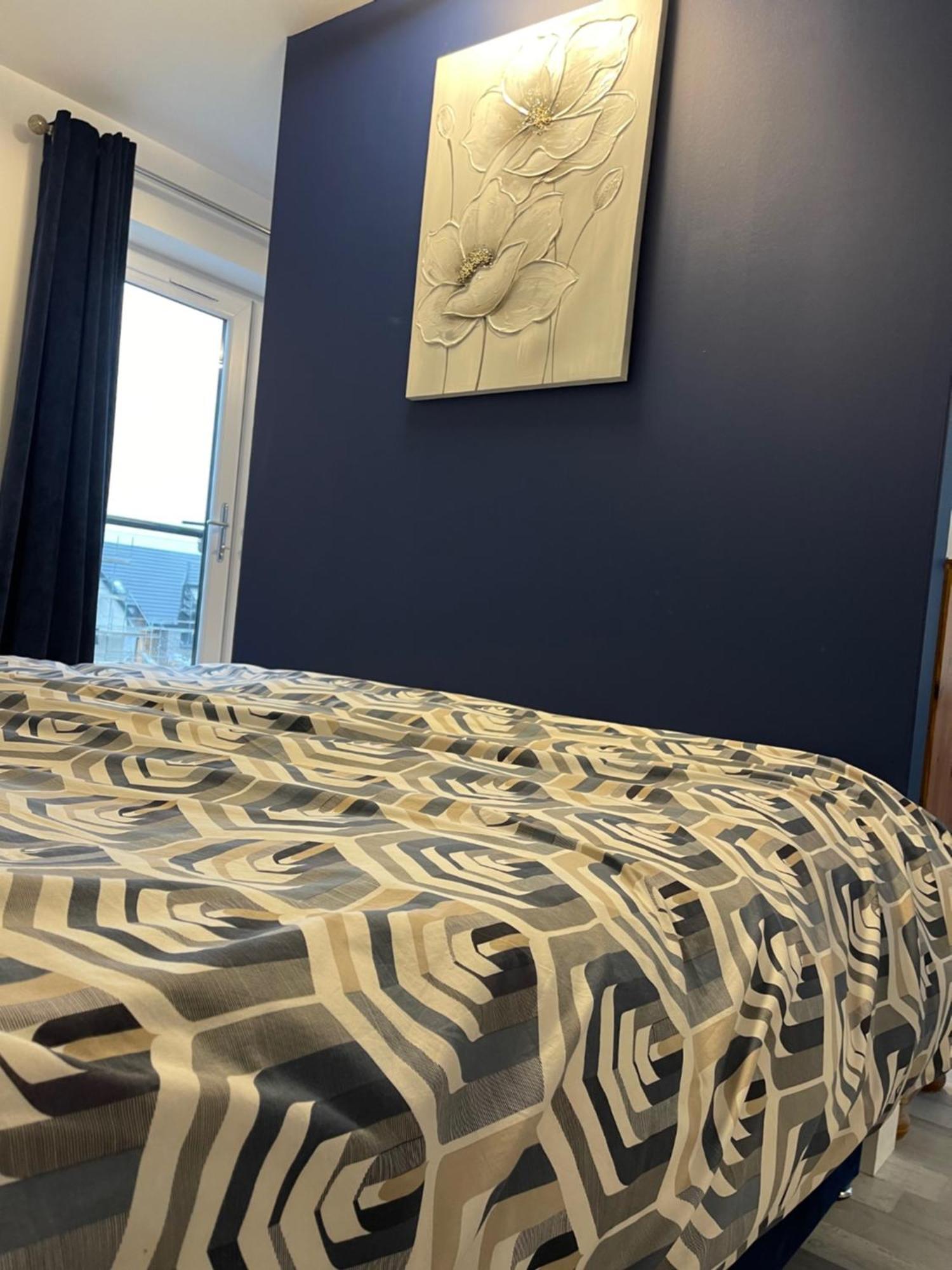 Lochside Loft - Self Catering Apartment For 2 In A Great Location For Inverness Airport And Both Cabot Highlands & Nairn Golf Courses Extérieur photo